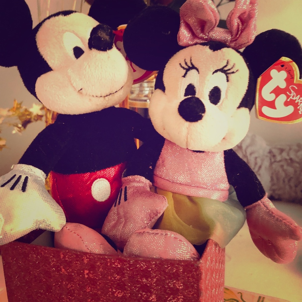Mickey And Minnie beanie babies